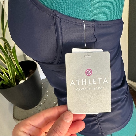 Athleta Tara Halter Tankini NWT 34D/DD Navy - Picture 7 of 14